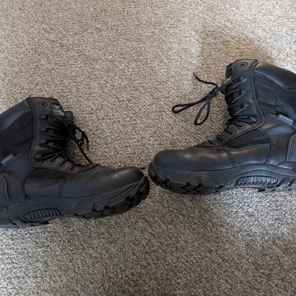 Thorogood Black Steel Toe Work Boots - Picture 3 of 6